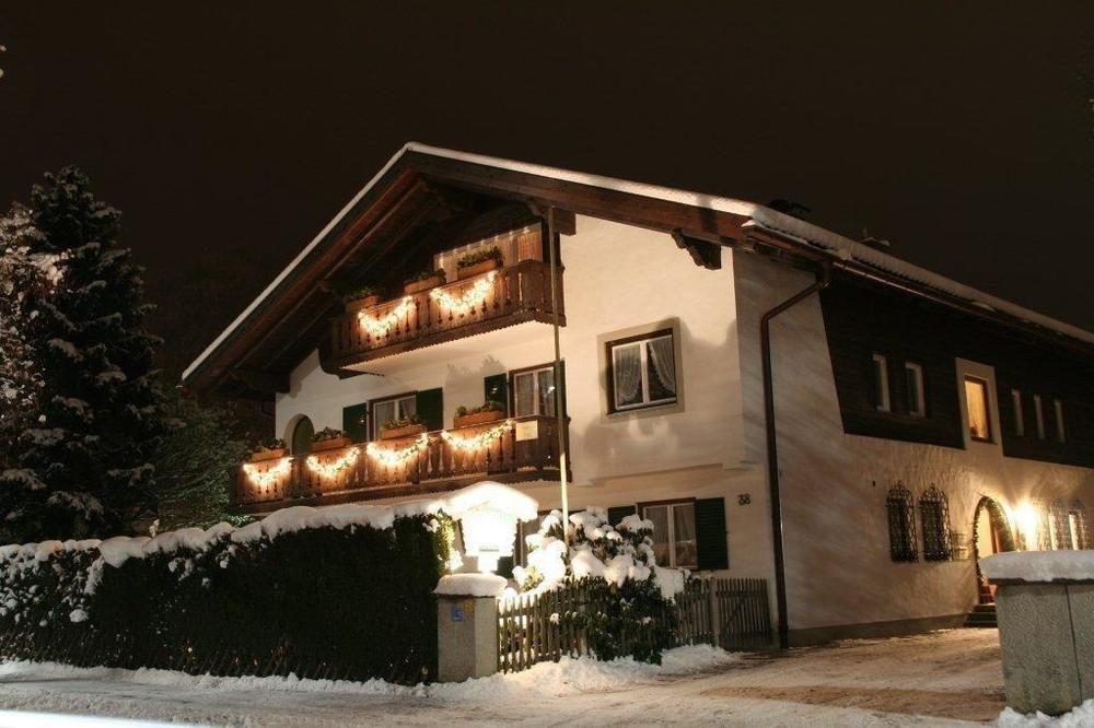 Apartments- Und Ferienhaus Anton Garmisch-Partenkirchen Exteriör bild