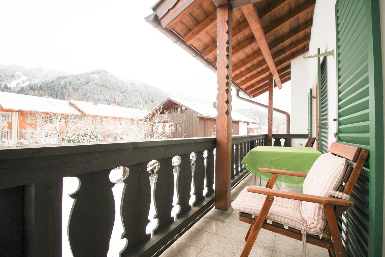 Apartments- Und Ferienhaus Anton Garmisch-Partenkirchen Exteriör bild